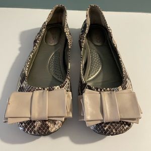 Me Too flats - size 9